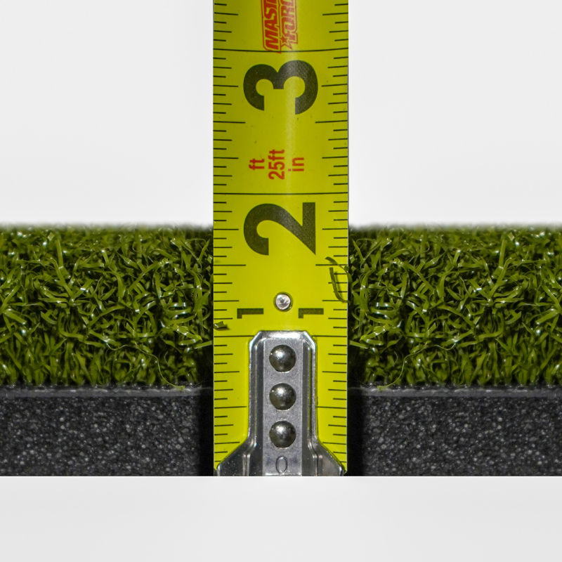 Carl&#39;s Place 5x7 HotShot Golf Hitting Mat measurement from side view.