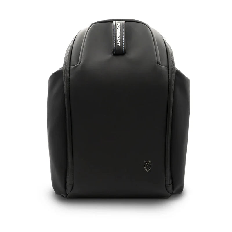 Foresight Sports VESSEL® Premium Sling Bag front view.
