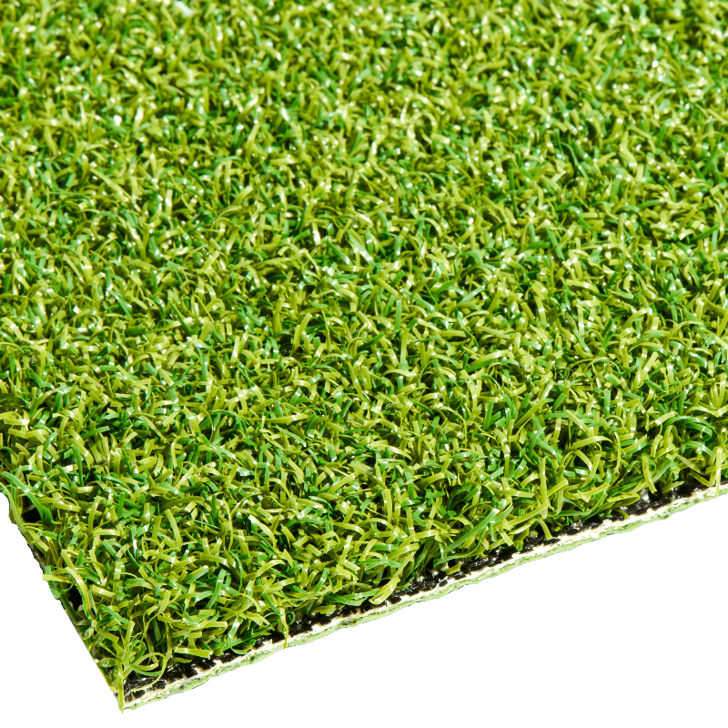 Precision Putt TRI Putting Turf corner view.